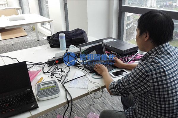 华为S7700系列核心双冗余加S5720系列做接入